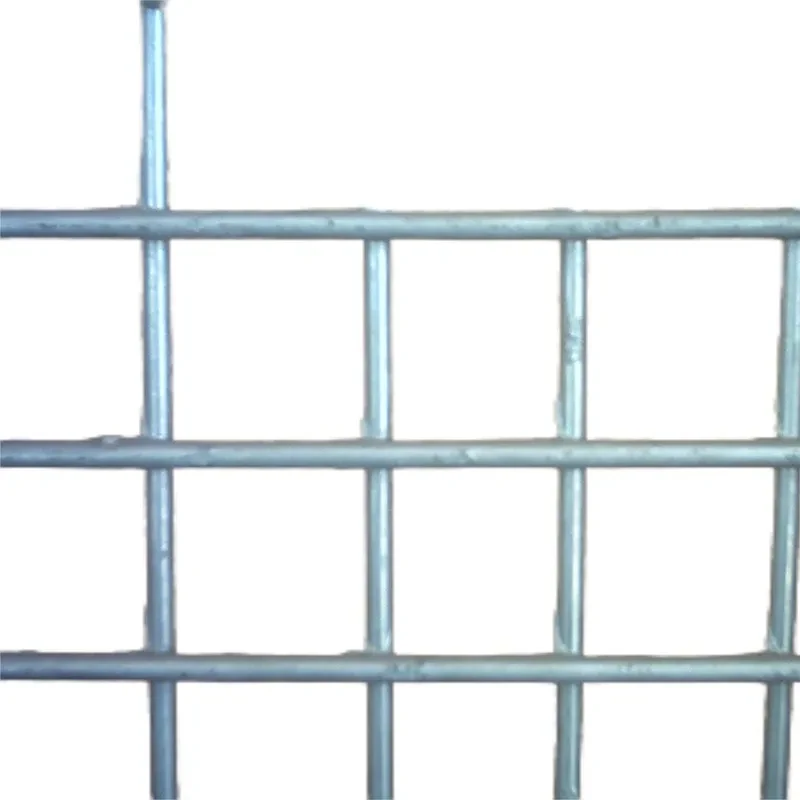 barbed wire and razor wire